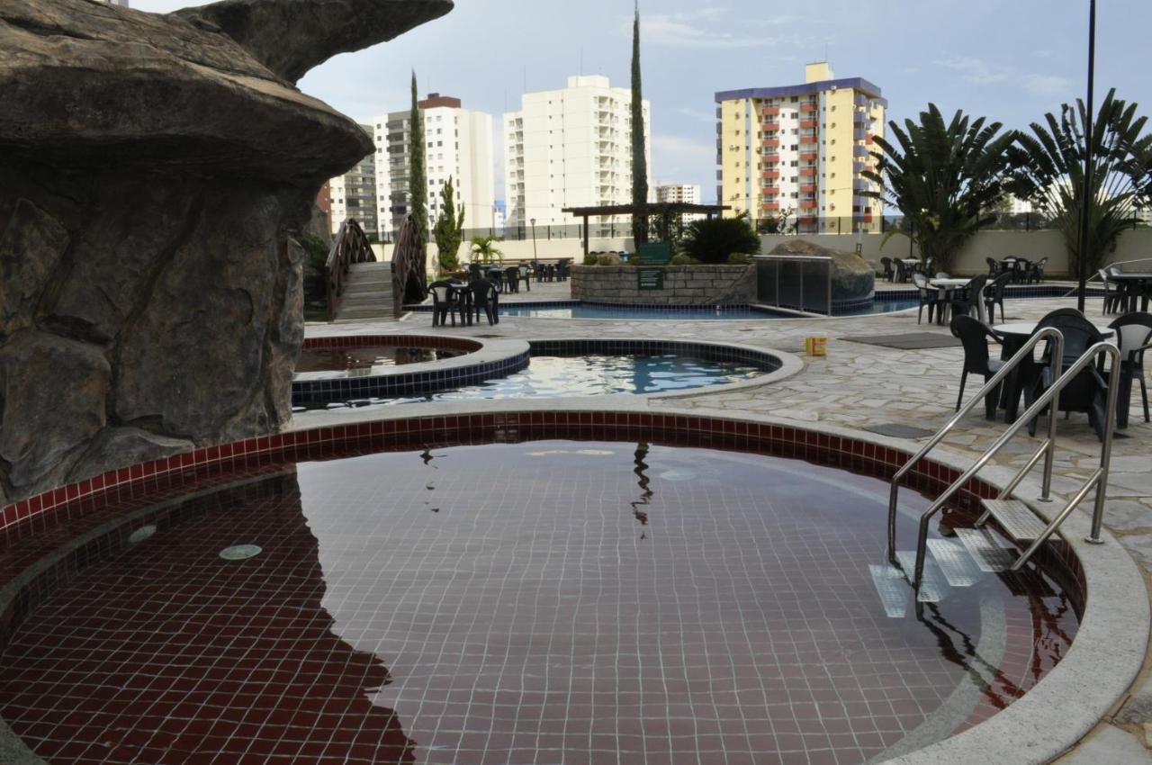 Apartamento Golden Dolphin Supreme - Achei Ferias Daire Caldas Novas Dış mekan fotoğraf